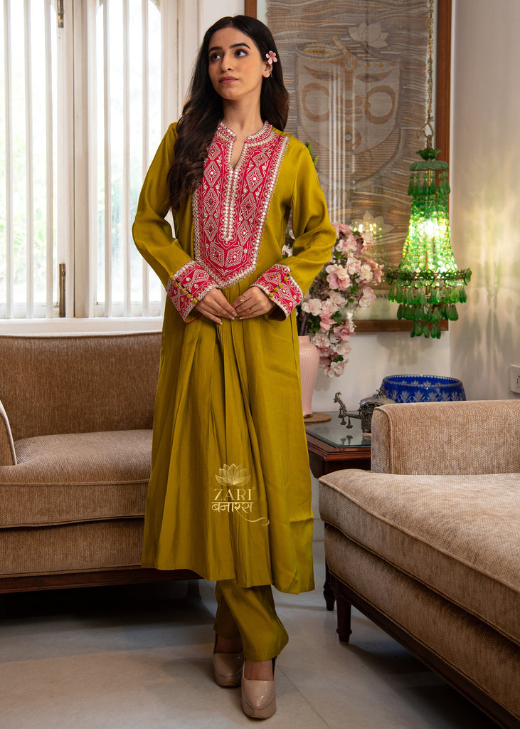Saffron Vine Cascade Suit Set (10702022639809)