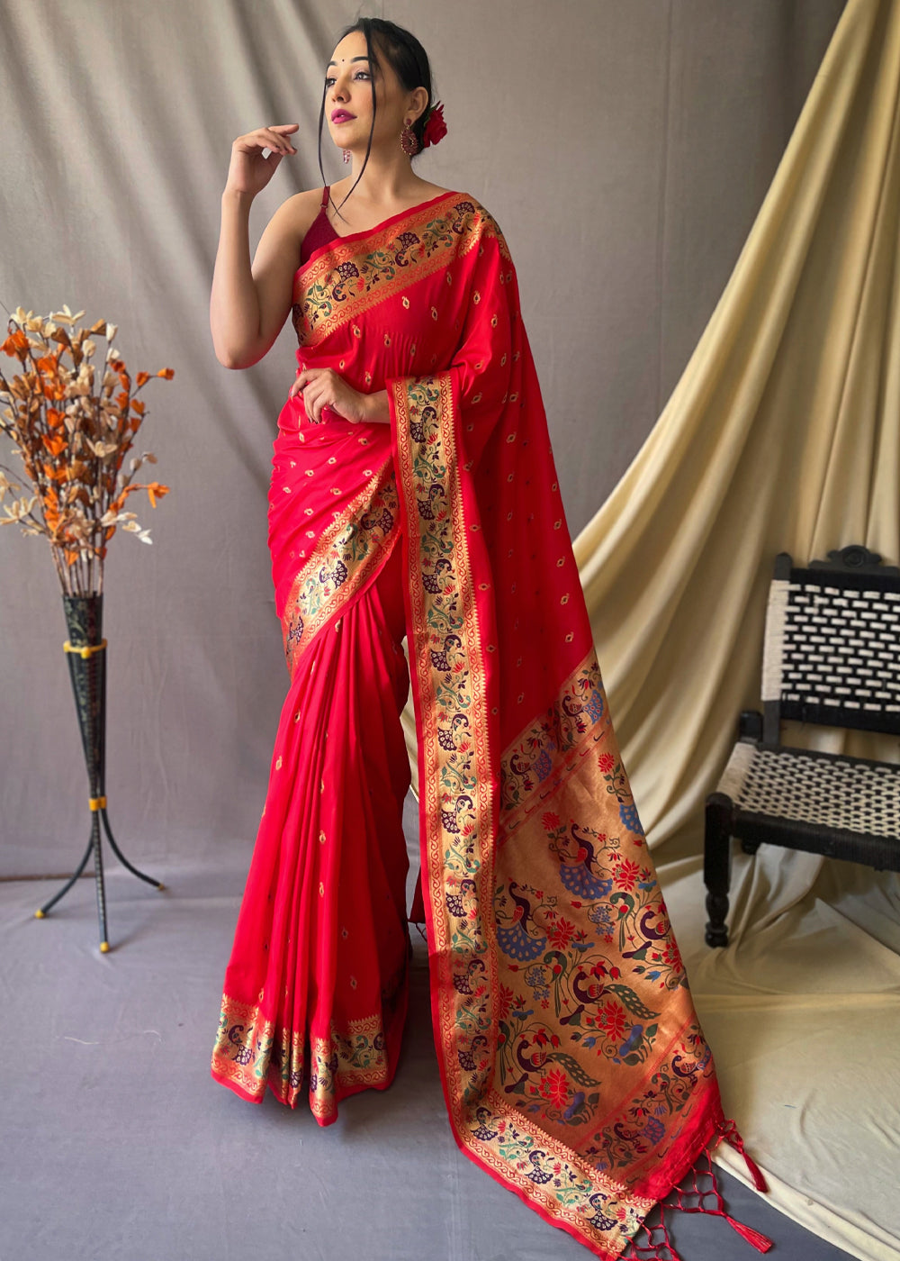 Red Silk Saree With Woven Pallu 4921SR37