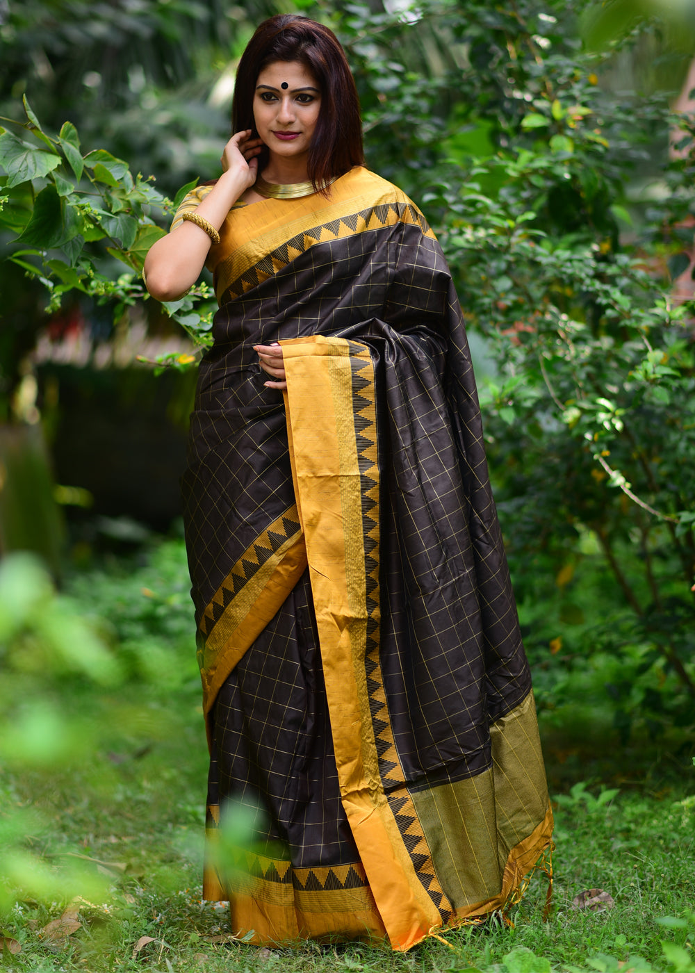 Pure kanjivaram silk saree pink and black with allover small checked p –  Prashanti Sarees