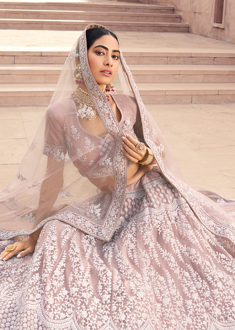 This Is How You Can Wear a Dupatta in Different Styles at Weddings and  Everywhere Else
